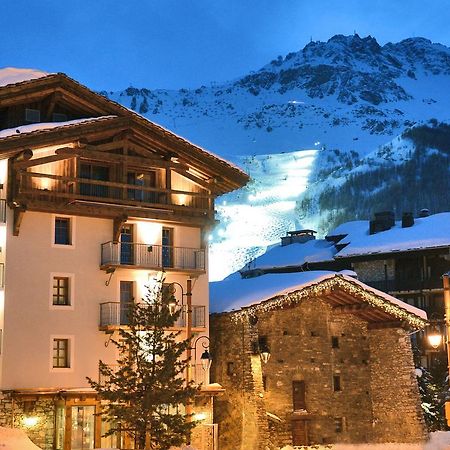 Maison De Famille Les 5 Freres Val-d'Isère Exterior photo