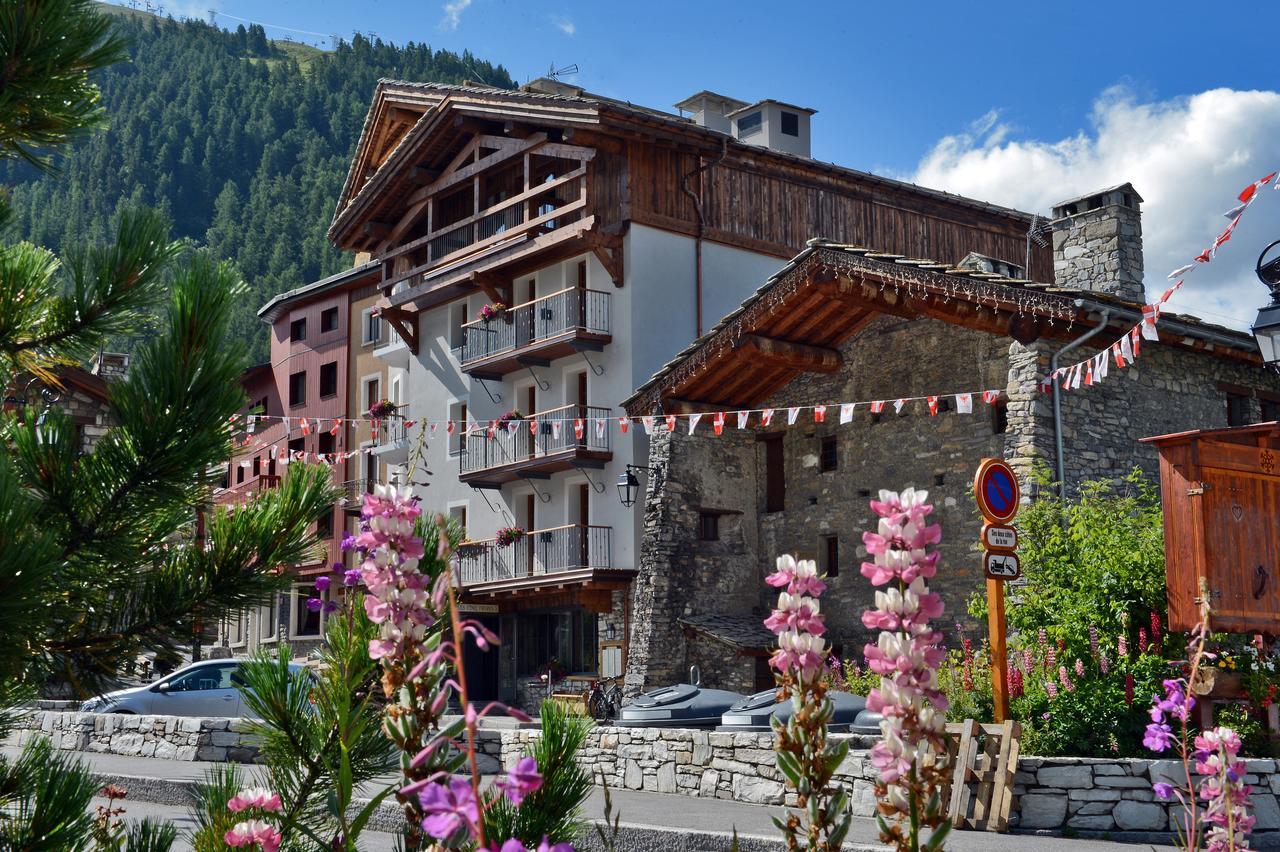 Maison De Famille Les 5 Freres Val-d'Isère Exterior photo